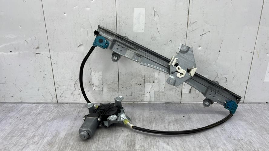 Leve vitre electrique avant gauche RENAULT TWINGO 2 PHASE 1 Essence