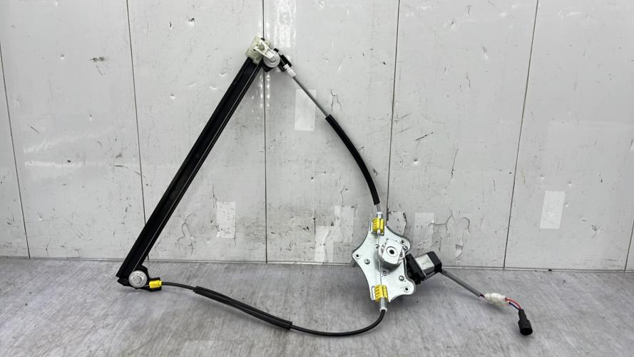 Leve vitre electrique avant droit RENAULT CLIO 2 PHASE 2 Diesel