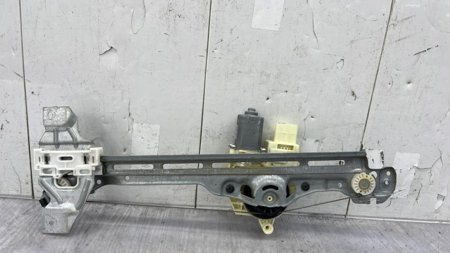 Leve vitre electrique arriere gauche PEUGEOT 308 2 PHASE 1 Essence