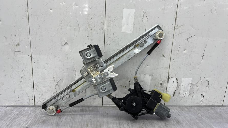 Leve vitre electrique avant droit FORD FIESTA 6 PHASE 2 Essence