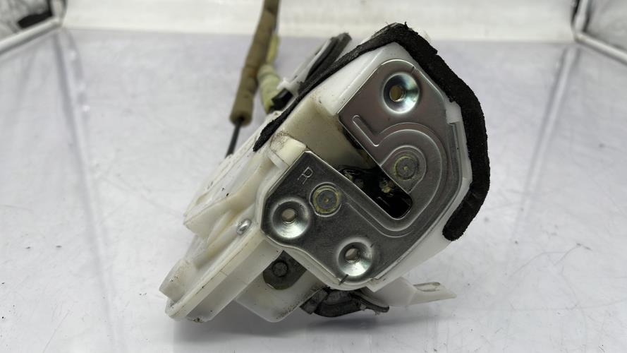 Serrure avant droit MAZDA 2 2 PHASE 1 Diesel