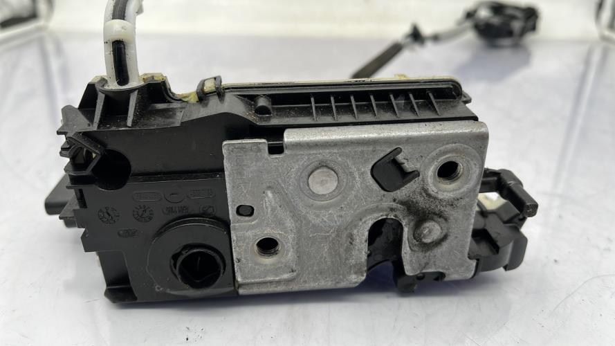 Serrure arriere gauche PEUGEOT 208 1 PHASE 1 Essence