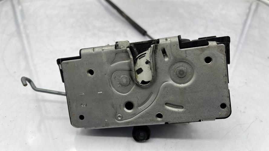 Serrure avant gauche OPEL CORSA E Essence