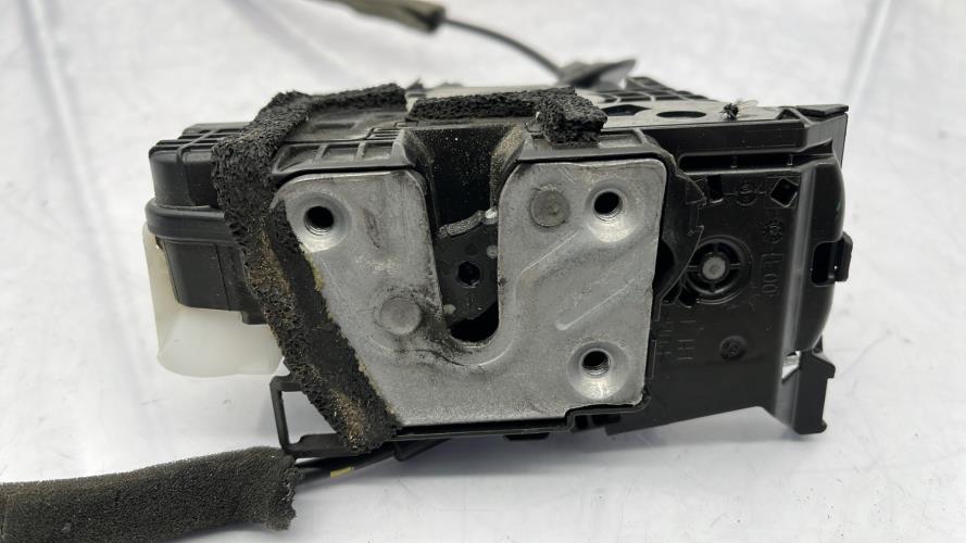 Serrure avant gauche RENAULT CLIO 4 PHASE 2 Essence