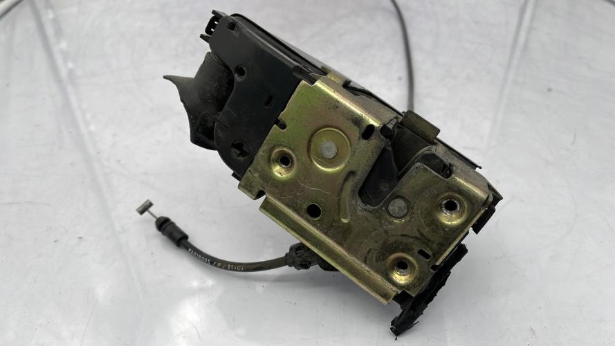 Serrure avant gauche RENAULT MEGANE 2 PHASE 1 Diesel