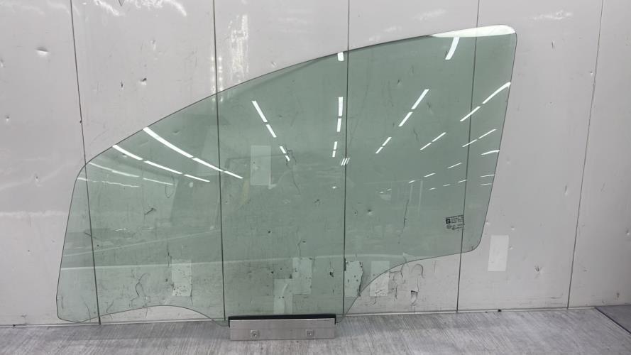 Vitre avant gauche OPEL CORSA E Essence