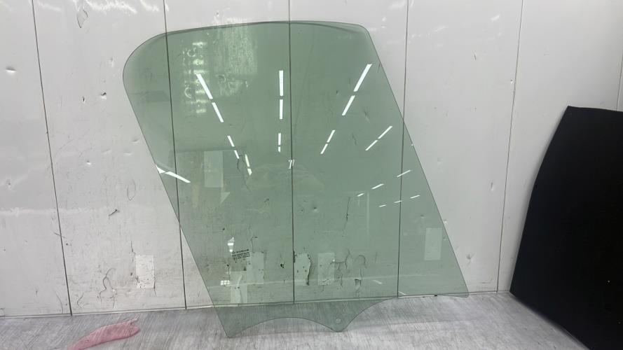 Vitre avant droit FIAT TALENTO Diesel