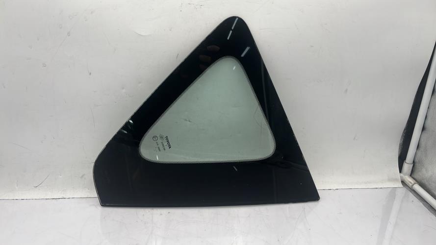 Custode arriere droit TOYOTA VERSO PHASE 1 Diesel