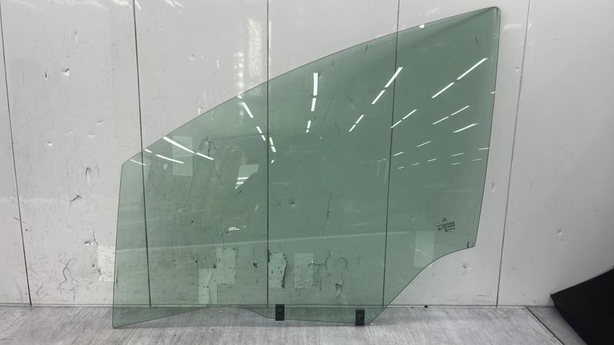 Vitre avant gauche CITROEN C4 1 PHASE 2 Diesel