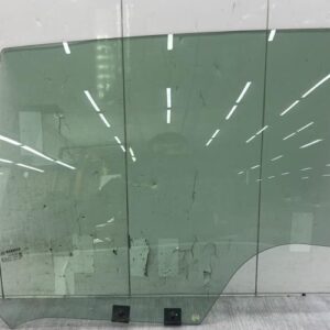 Vitre arriere gauche RENAULT CLIO 4 PHASE 2 Essence