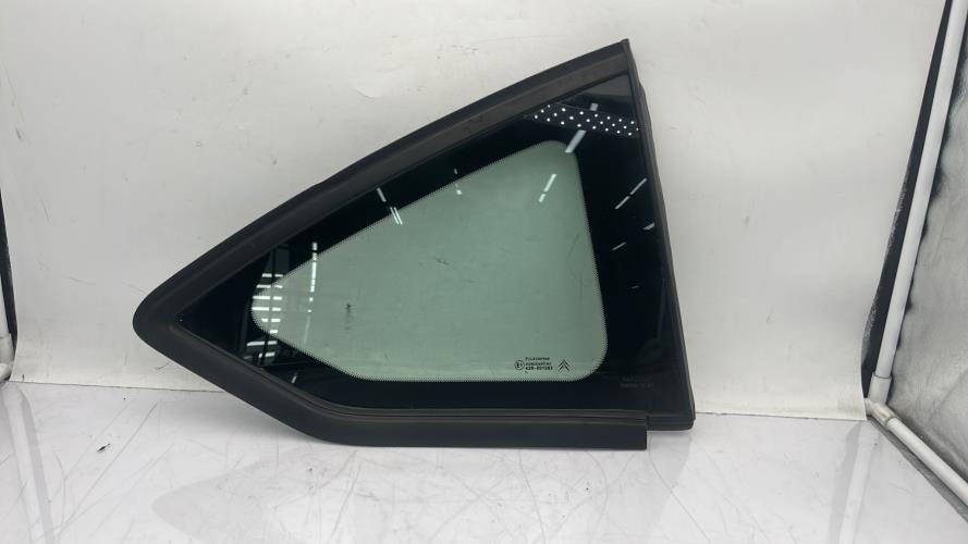 Custode arriere droit CITROEN C4 1 PHASE 1 Diesel