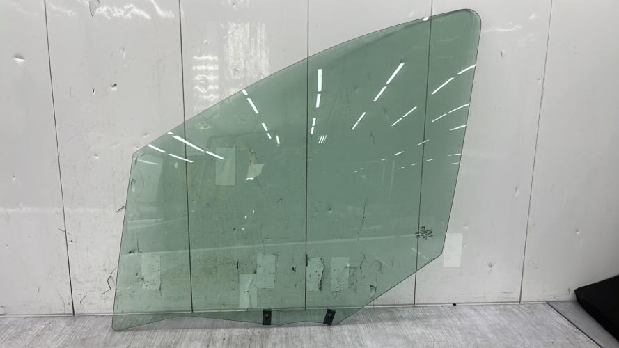 Vitre avant gauche PEUGEOT 308 1 PHASE 1 Diesel