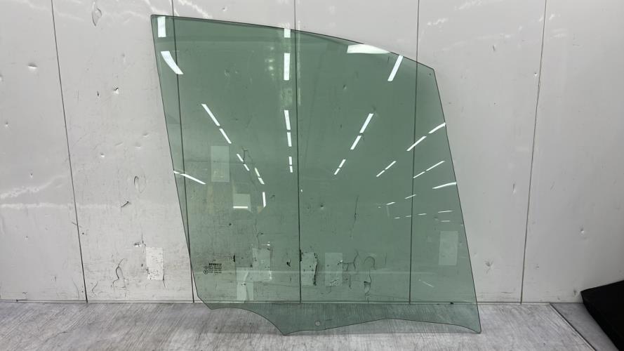 Vitre avant gauche RENAULT SCENIC 2 PHASE 1 Diesel