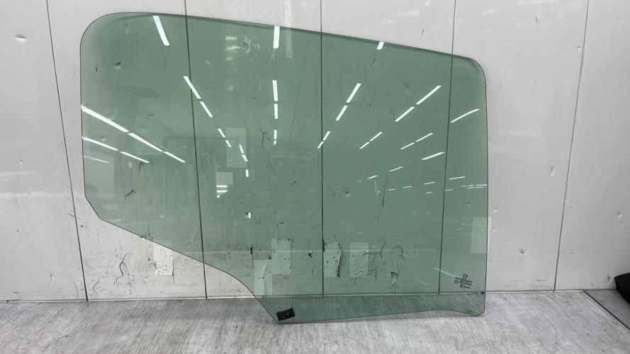 Vitre arriere droit PEUGEOT 308 1 PHASE 2 Diesel