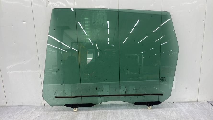 Vitre arriere gauche RENAULT GRAND SCENIC 3 PHASE 3 Diesel