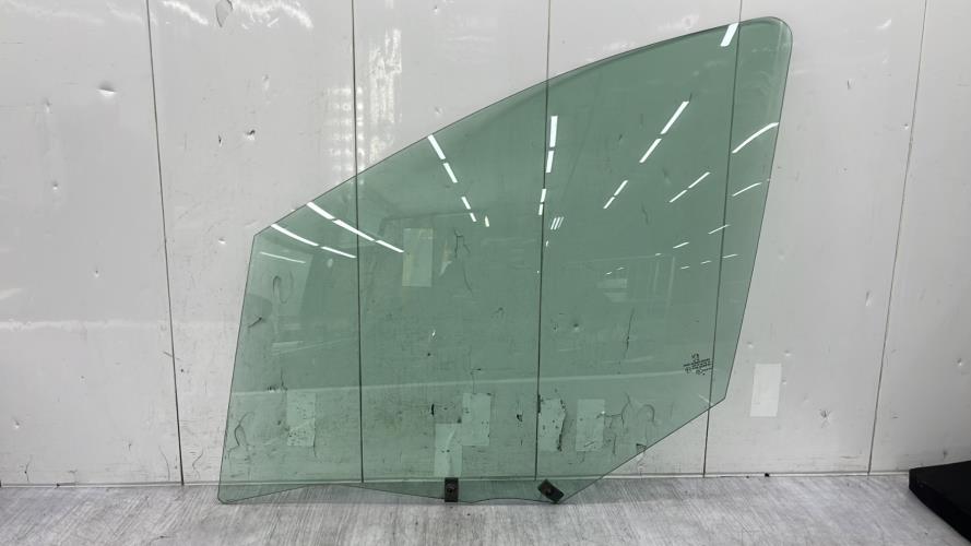 Vitre avant gauche PEUGEOT 308 1 PHASE 1 Diesel