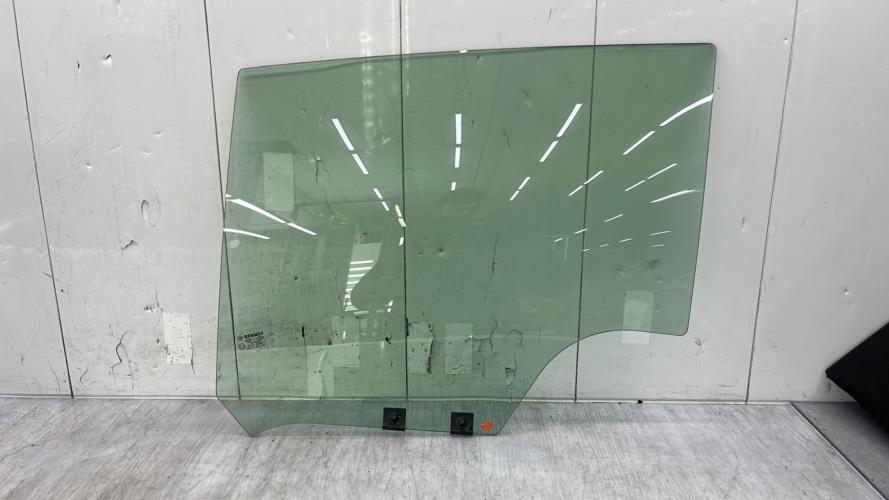 Vitre arriere gauche RENAULT CLIO 4 PHASE 1 Essence