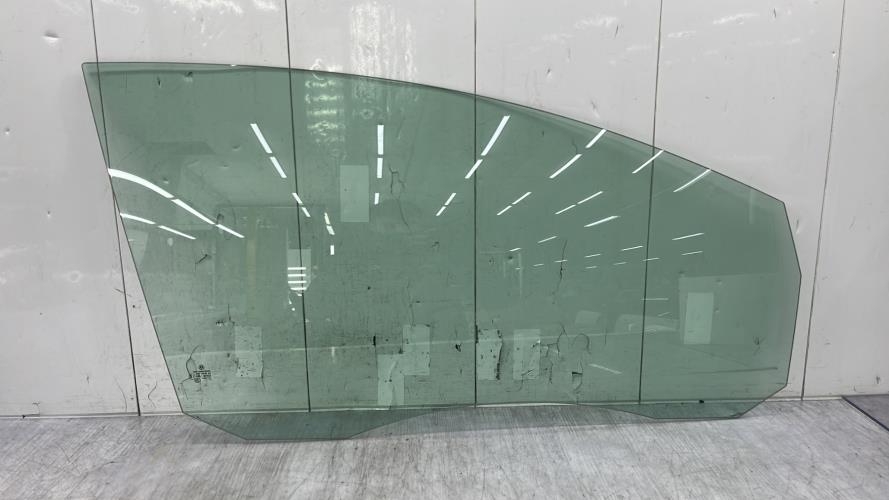 Vitre avant droit VOLKSWAGEN GOLF PLUS PHASE 2 Diesel