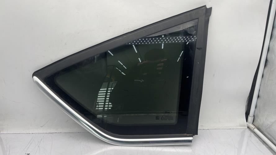 Custode arriere droit FORD C-MAX 2 PHASE 2 Essence