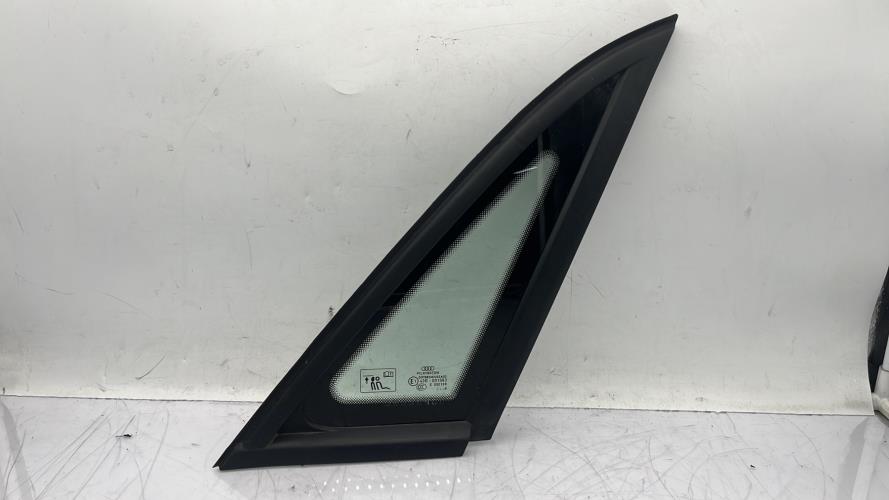 Custode arriere droit AUDI A1 1 SPORTBACK PHASE 2 Essence