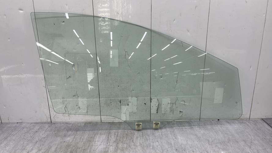 Vitre avant droit MAZDA 2 2 PHASE 1 Diesel