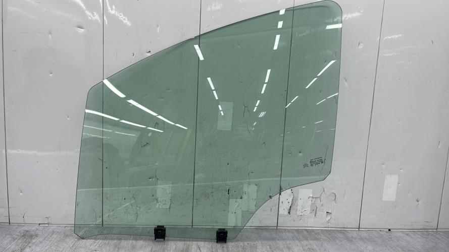Vitre avant gauche CITROEN C3 2 PHASE 2 Diesel