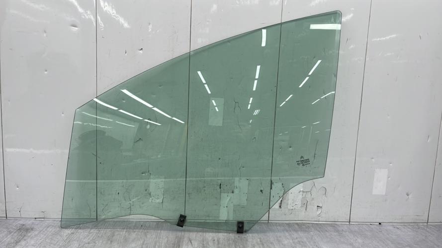 Vitre avant gauche CITROEN C4 1 PHASE 1 Diesel