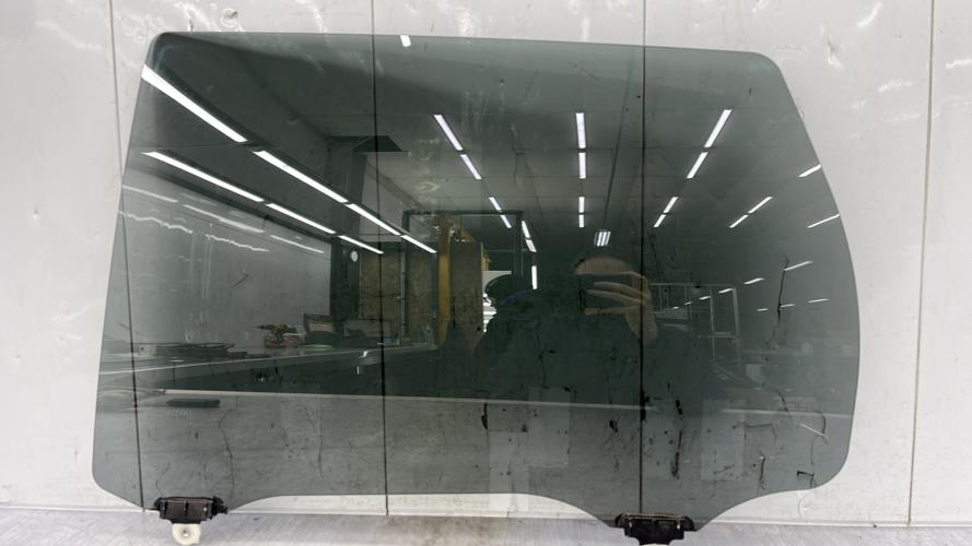 Vitre arriere gauche PEUGEOT 4008 Diesel