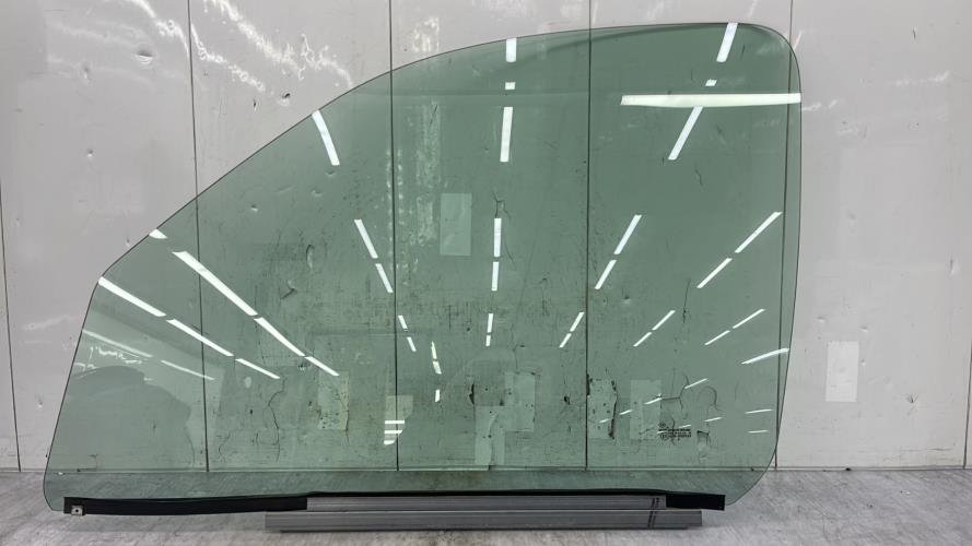 Vitre avant gauche RENAULT KANGOO 1 PHASE 2 Diesel