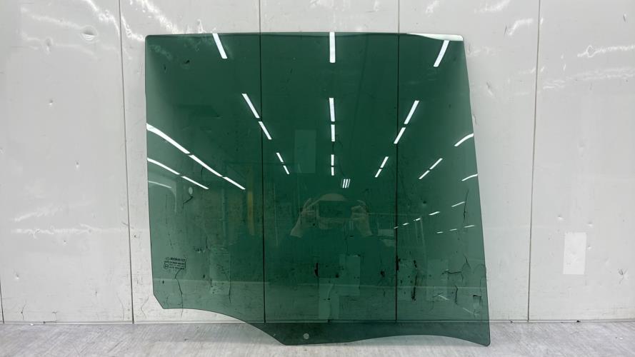 Vitre arriere droit RENAULT MODUS PHASE 2 Diesel