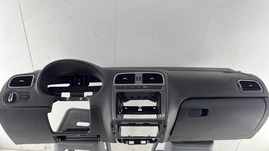 Tableau de bord VOLKSWAGEN POLO 5 PHASE 1 Diesel
