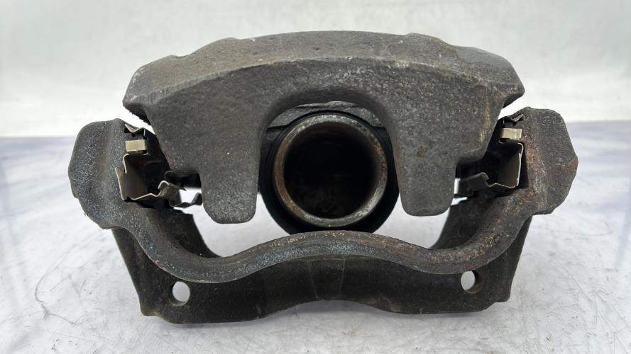 Etrier avant droit (freinage) TOYOTA AURIS 1 PHASE 1 Diesel