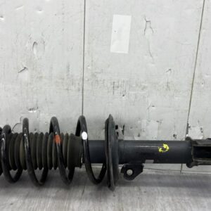 Amortisseur avant gauche TOYOTA YARIS 3 PHASE 2 Essence/Hybride