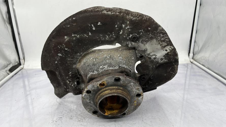 Fusee avant droit BMW SERIE 5 E60 PHASE 2 Diesel