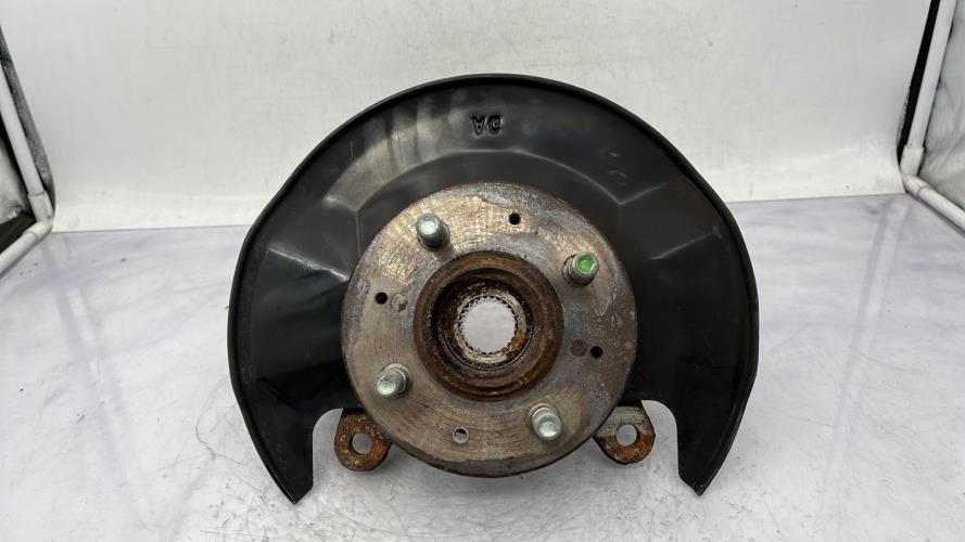 Fusee avant gauche HONDA JAZZ 2 Essence