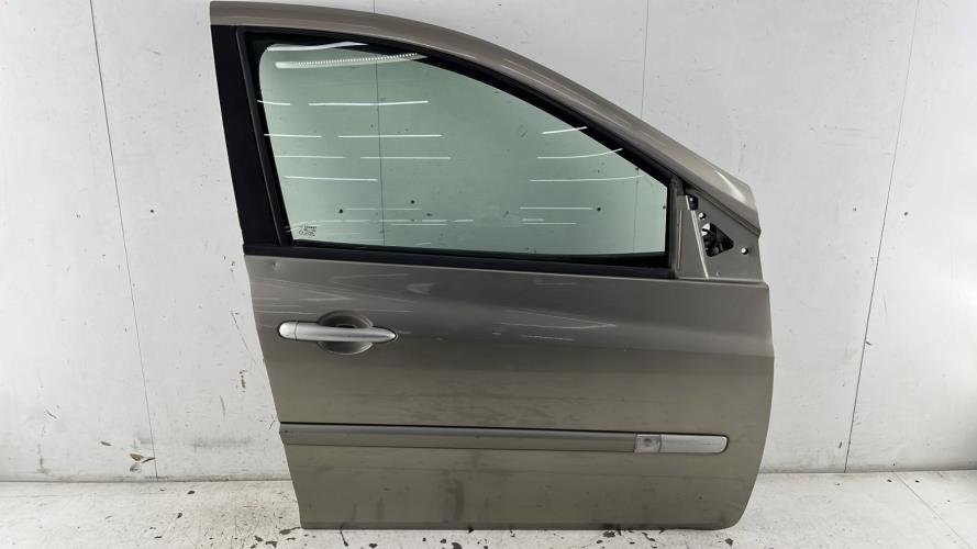 Porte avant droit RENAULT CLIO 3 PHASE 2 BREAK Essence
