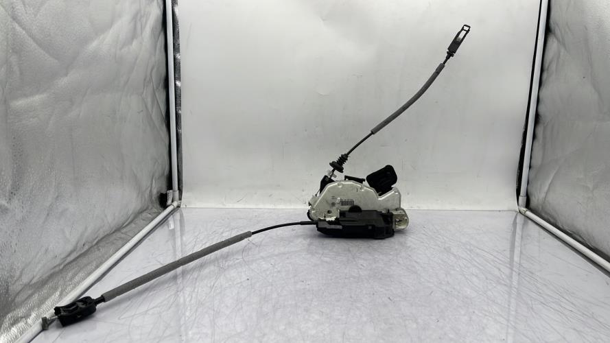 Serrure avant gauche VOLKSWAGEN POLO 5 PHASE 2 Essence