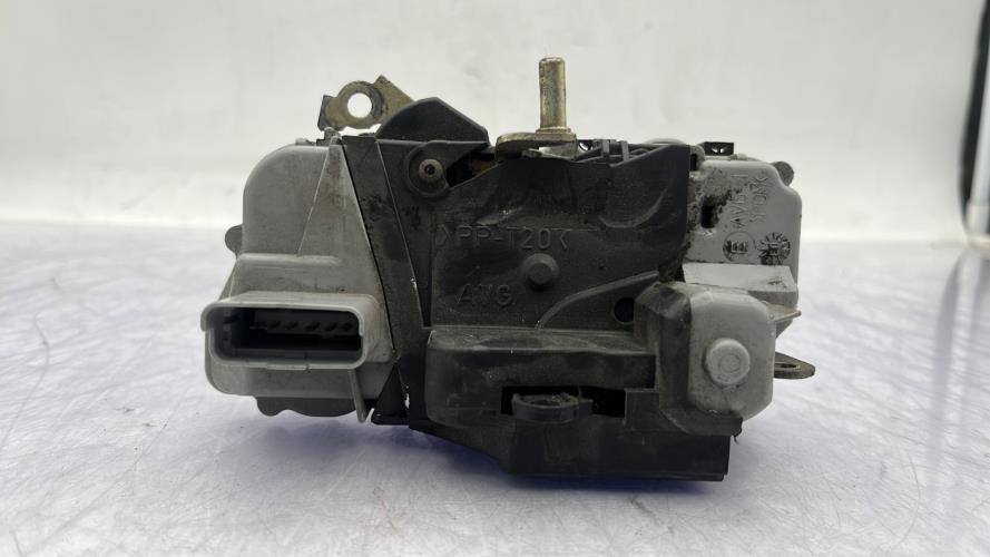 Serrure avant gauche CITROEN XSARA PICASSO PHASE 1 Diesel