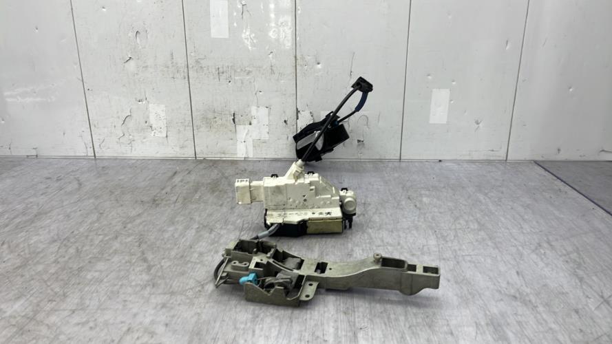 Serrure arriere gauche CITROEN C4 1 PHASE 1 Essence