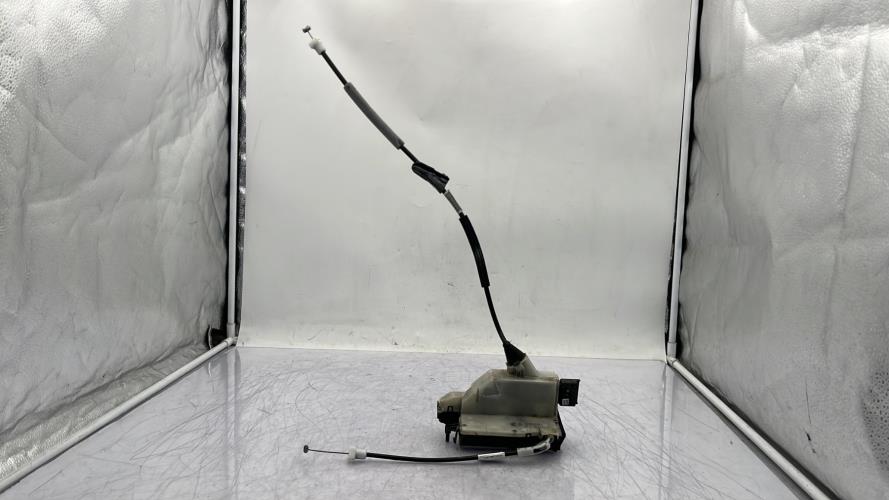 Serrure arriere droit PEUGEOT 208 1 PHASE 2 Diesel