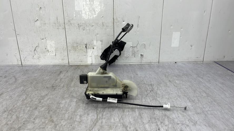 Serrure avant gauche PEUGEOT 208 1 PHASE 2 Diesel