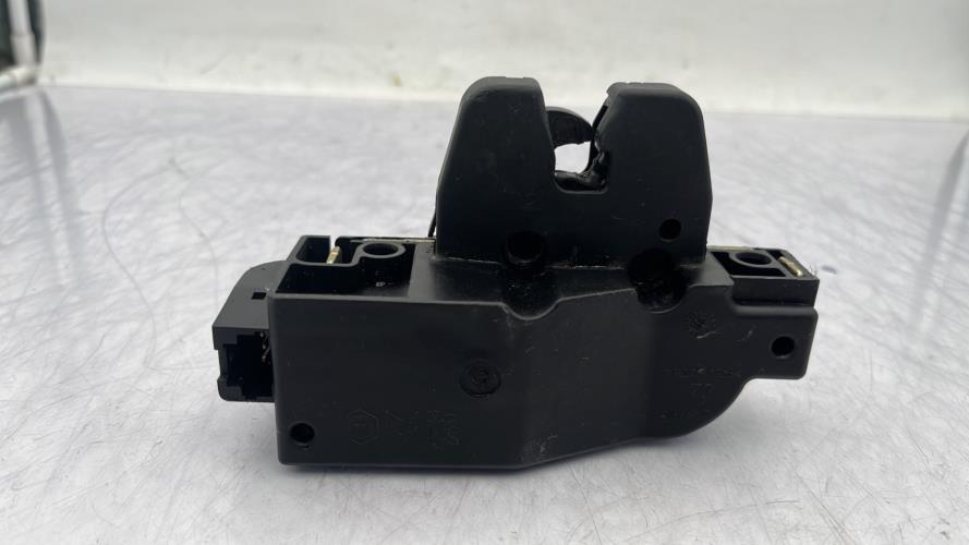 Serrure de coffre CITROEN C4 1 PHASE 1 Essence