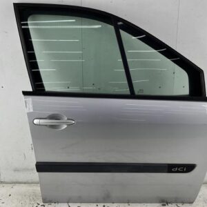 Porte avant droit RENAULT SCENIC 2 PHASE 1 Diesel