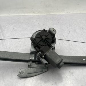Leve vitre electrique avant gauche PEUGEOT 107 PHASE 2 Essence