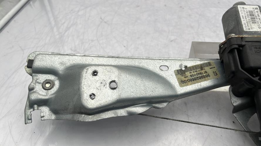 Leve vitre electrique arriere droit PEUGEOT 308 1 PHASE 2 Diesel