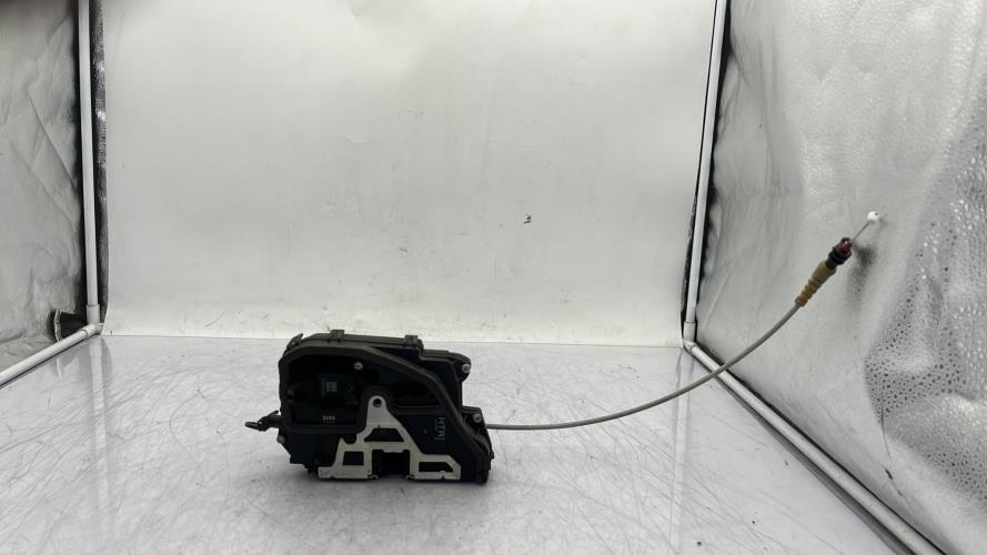 Serrure arriere droit BMW SERIE 3 E90 PHASE 1 Diesel