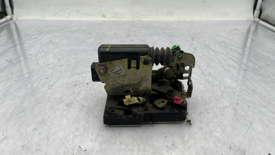 Serrure avant gauche DACIA LOGAN 1 PHASE 1 Essence