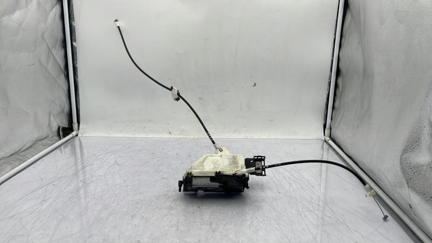 Serrure avant droit PEUGEOT 308 1 PHASE 1 Diesel