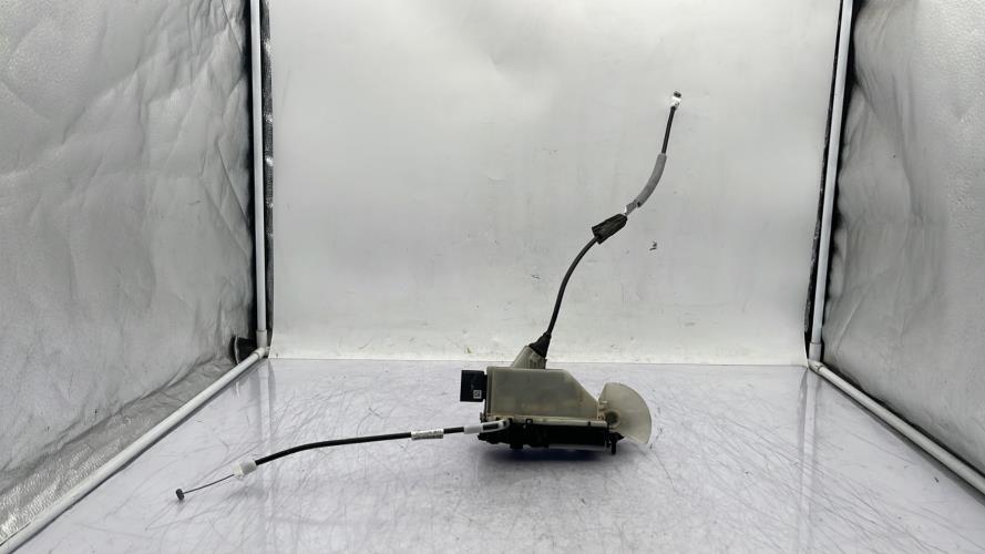 Serrure avant gauche PEUGEOT 208 1 PHASE 2 Diesel