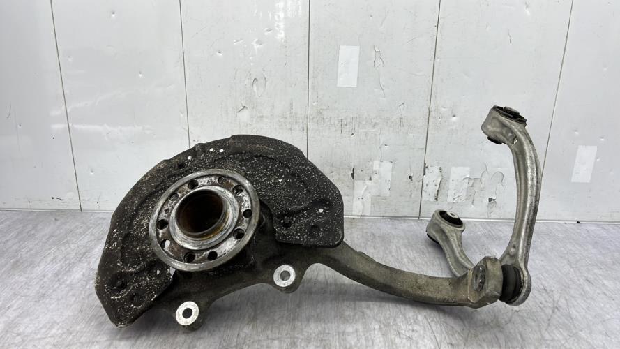 Fusee avant gauche MERCEDES CLASSE E 213 PHASE 1 BREAK Diesel